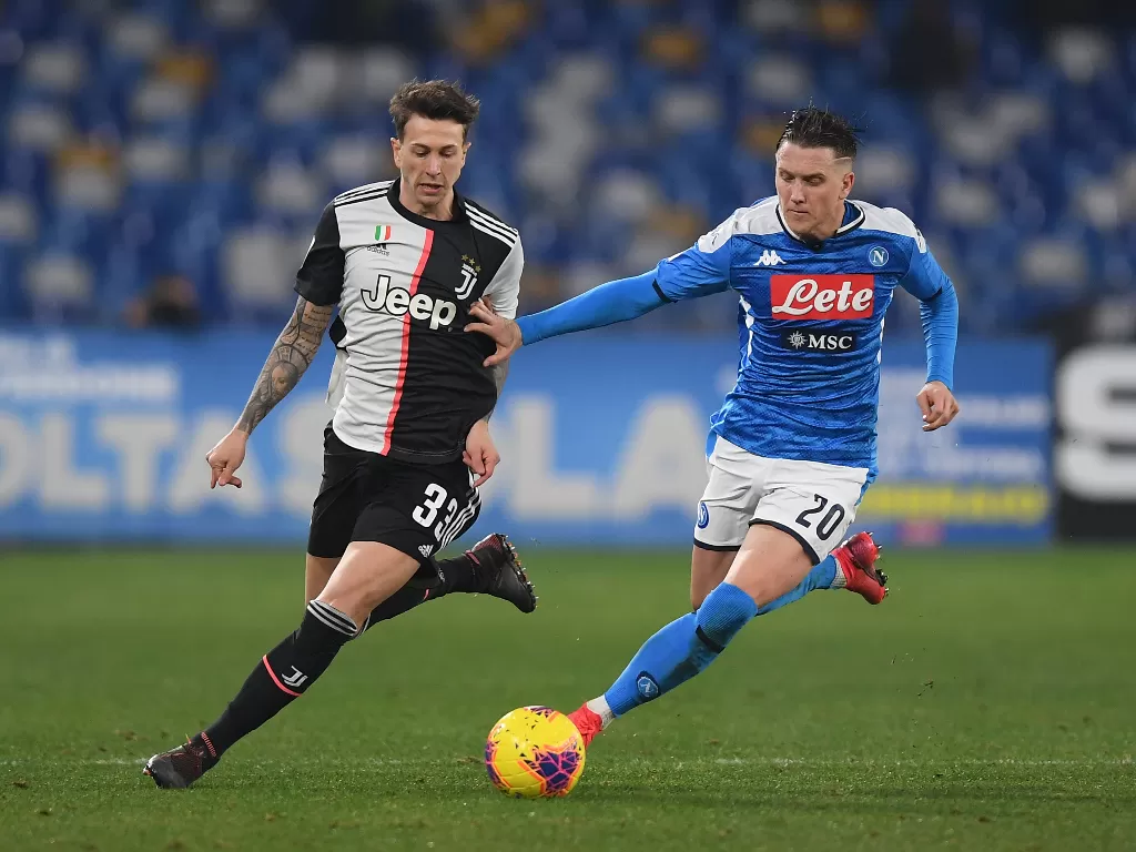 Federico Bernardeschi tidak akan hengkang dari Turin di bursa transfer musim dingin ini. (REUTERS/Alberto Lingria)