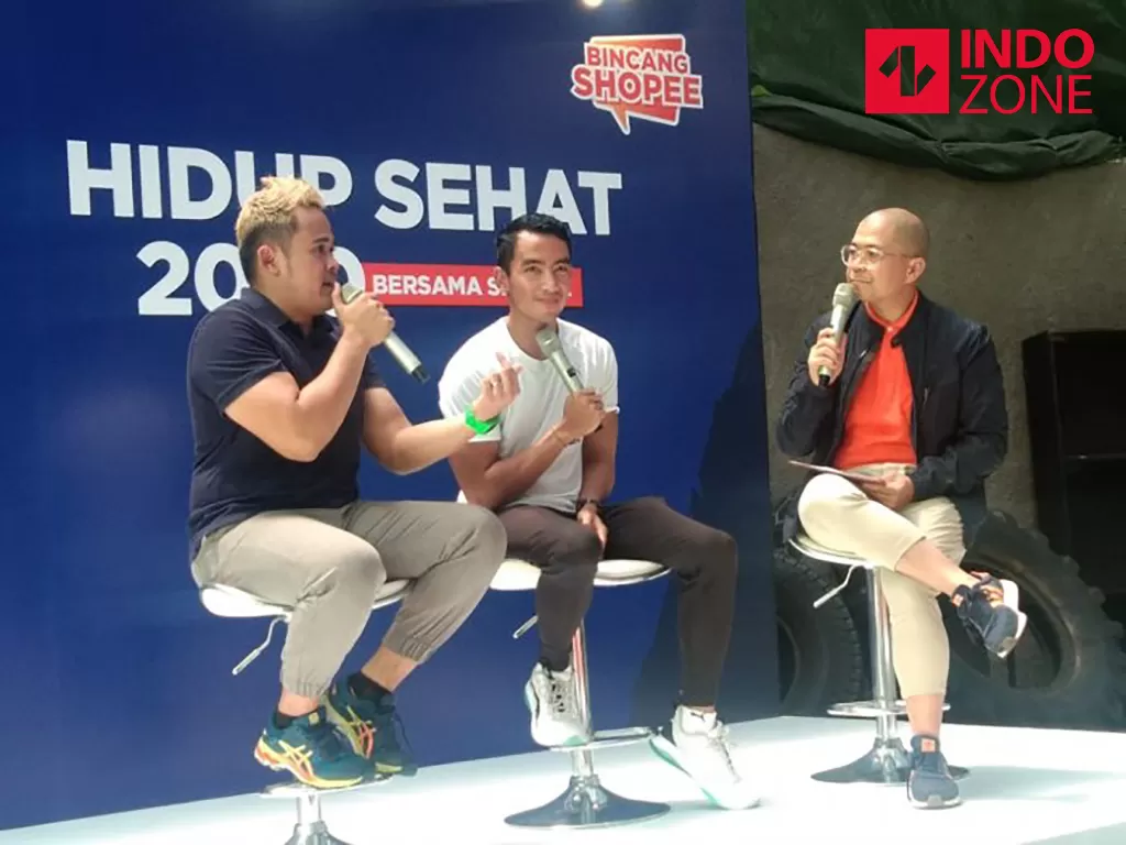 Kiri ke kanan:  Irvan Muharam Owner & Founder BodyFit Jakarta , Gilang Reza Sport Enthusiast, dan Kemal Mochtar Radio Announcer, dalam BincangShopee bersama BodyFit, Rabu (29/1/2020). (INDOZONE/Yulia Marianti)
