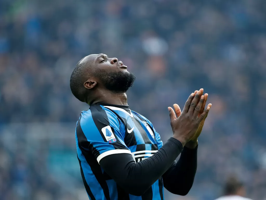 Romelu Lukaku yang menolak ajakan bergabung ke Juventus dan memilih Inter Milan. (REUTERS/Alessandro Garofalo)