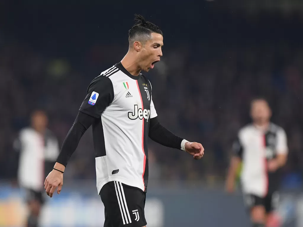 Cristiano Ronaldo sempat mengamuk di ruang ganti usai pertandingan. (REUTERS/Alberto Lingria)