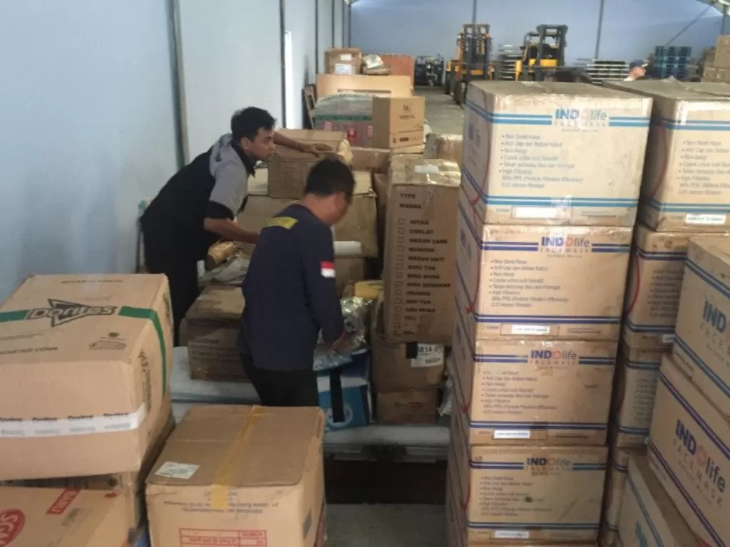 Bantuan logistik dan alat-alat kesehatan yang dikirim Kementerian Kesehatan untuk WNI yang dalam masa observasi di Natuna Kepulauan Riau. (photo/dok.Kementerian Kesehatan)