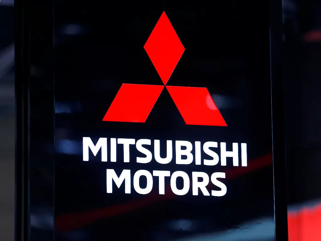 Logo Mitsubhishi. (REUTERS/Pierre Albouy)