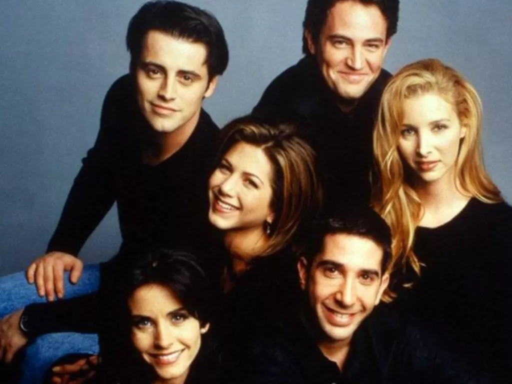 Jennifer Aniston, Courteney Cox, Lisa Kudrow, Matt LeBlanc, Matthew Perry, and David Schwimmer in Friends. (IMDb)