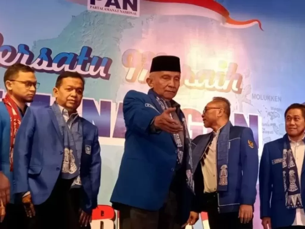 Ketua Dewan Kehormatan PAN Amien Rais (tengah) dalam pembukaan rakernas PAN di Hotel Milenium, Jakarta, Sabtu (7/12/2019). (ANTARA/Fathur Rochman)