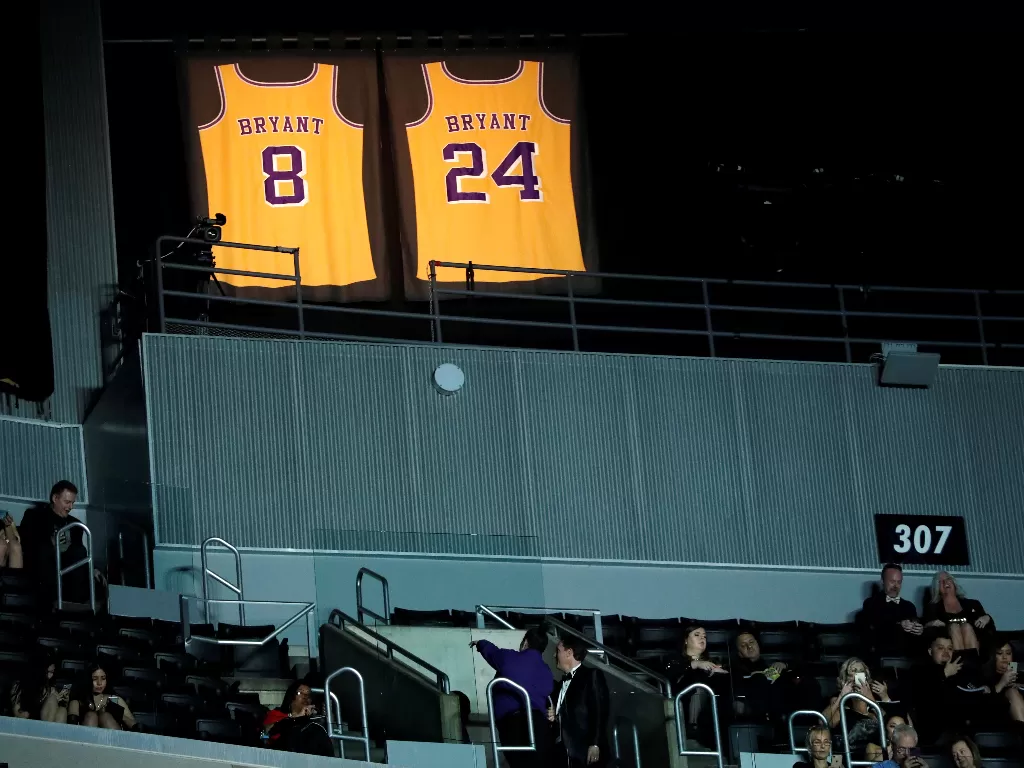 Penghormatan untuk mendiang Kobe Bryant yang dilakukan di Staples Center. (REUTERS/Mario Anzuoni)