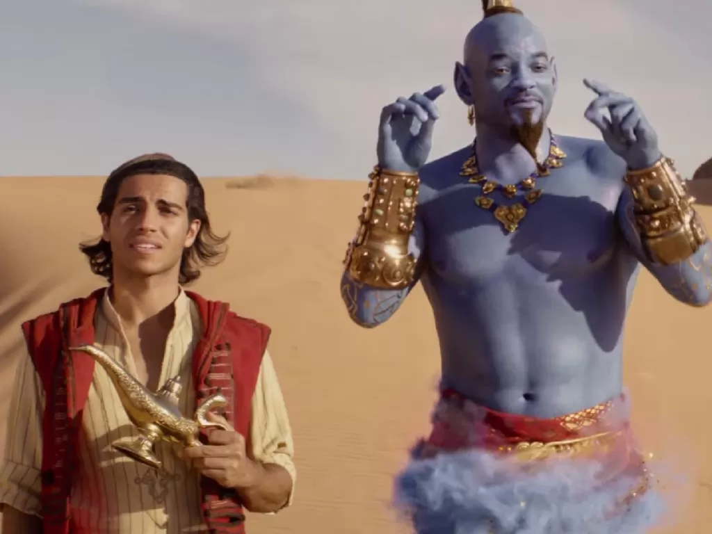 Will Smith and Mena Massoud in Aladdin (2019). (IMDb)