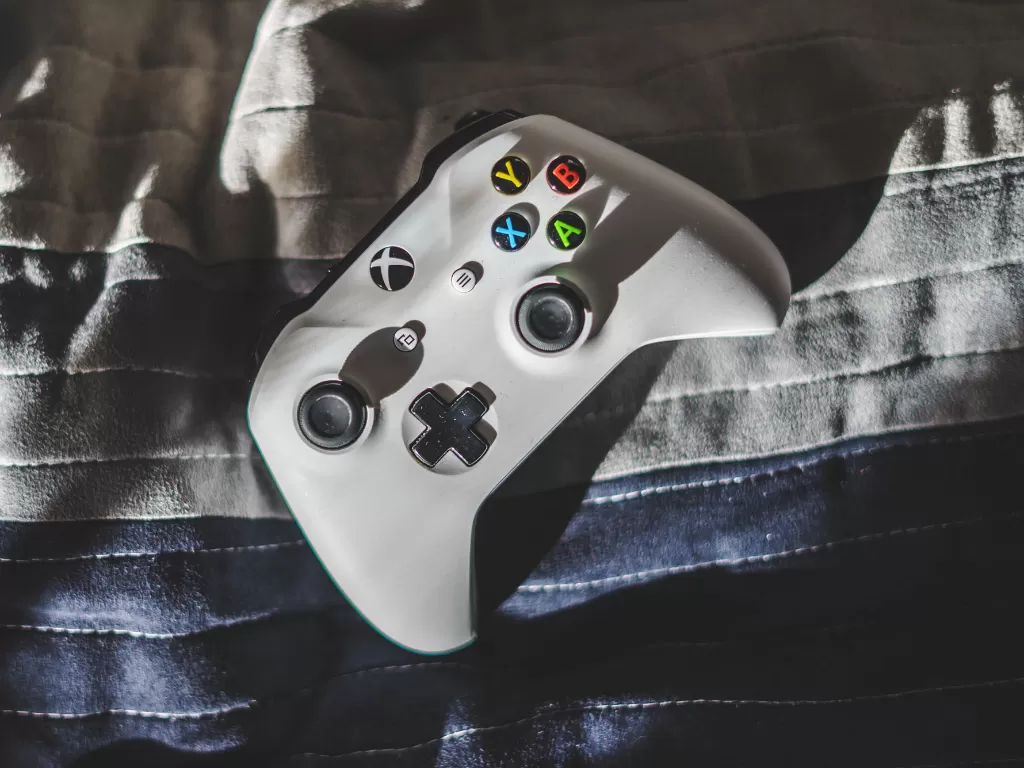 Controller Xbox One (photo/Unsplash/Kamil S)