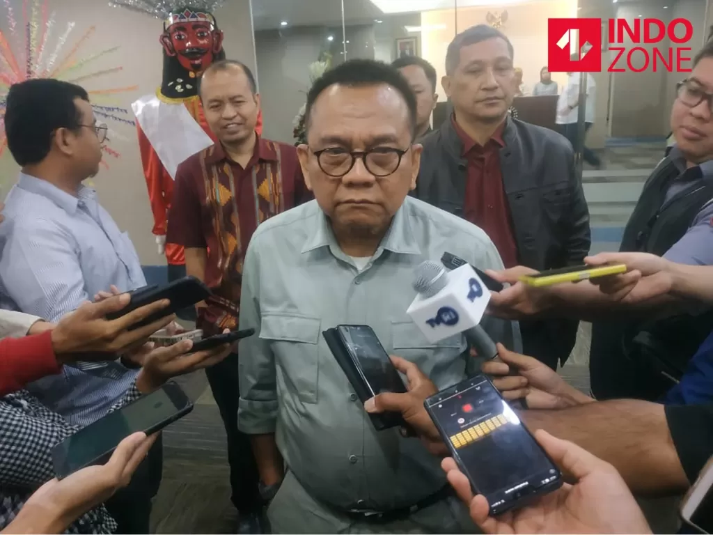 Wakil Ketua DPRD DKI Jakarta, Muhammad Taufik memberikan keterangan usai rapat di gedung dewan Jakarta, Selasa (18/2/2020). (INDOZONE/Murti Ali Lingga)