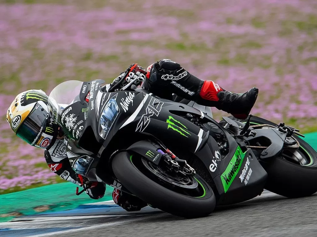 Pembalap Andalan Kawasaki, Jonathan Rea yang Menjajal Motor Balap Superbike Kawasaki. (Instagram/@jonathan_rea)
