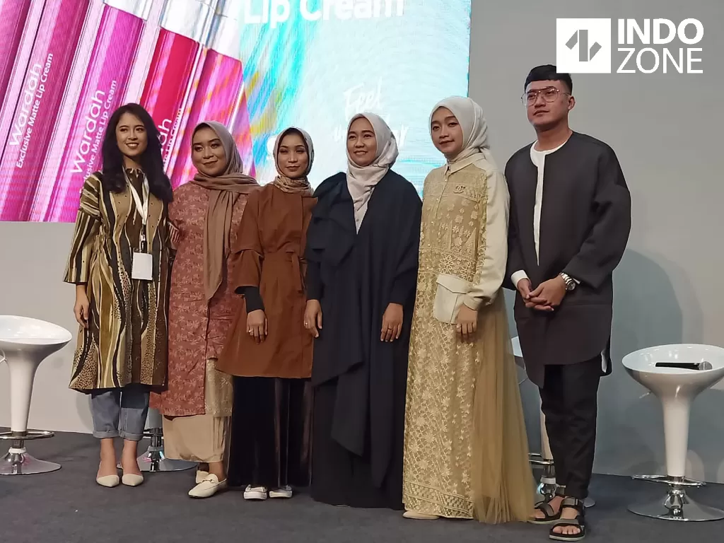 Wardah bersama empat desainer ternama di Muslim Fashion Festival (MUFFEST) 2020. (INDOZONE/Syarifah Noer Aulia)