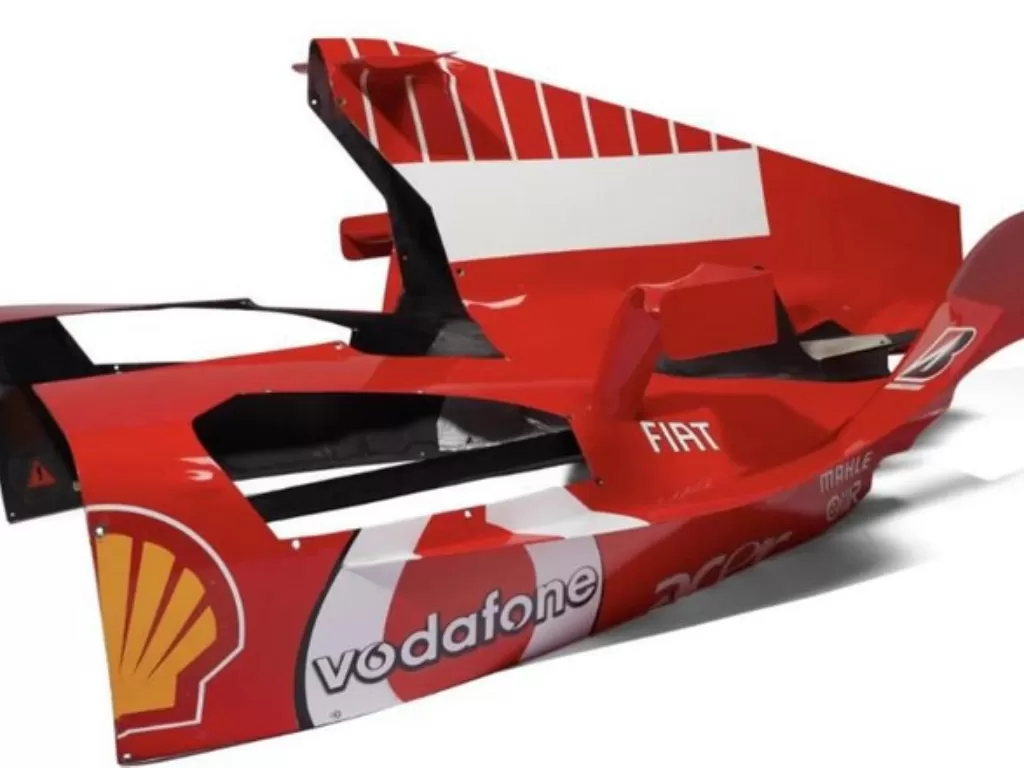 Tampilan cover mesin dari mobil balap milik Michael Schumacher. (silodrome.com)