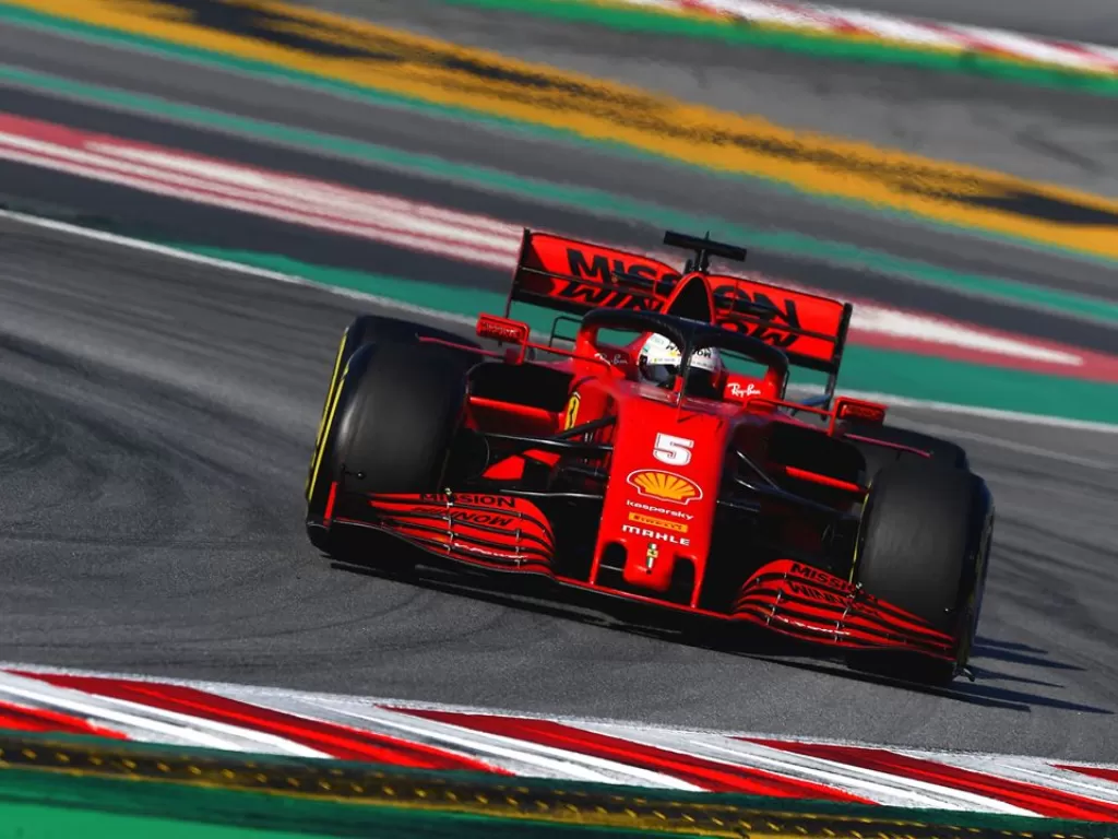 Mobil balap tim Ferrari. (Instagram/@scuderiaferrari)