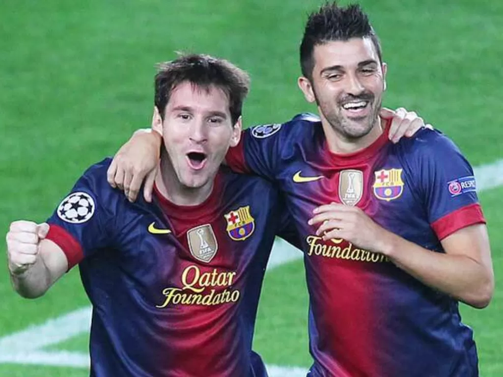 Potret Lionel Messi dan David Villa saat masih satu tim. (Twitter/@barcacentre)