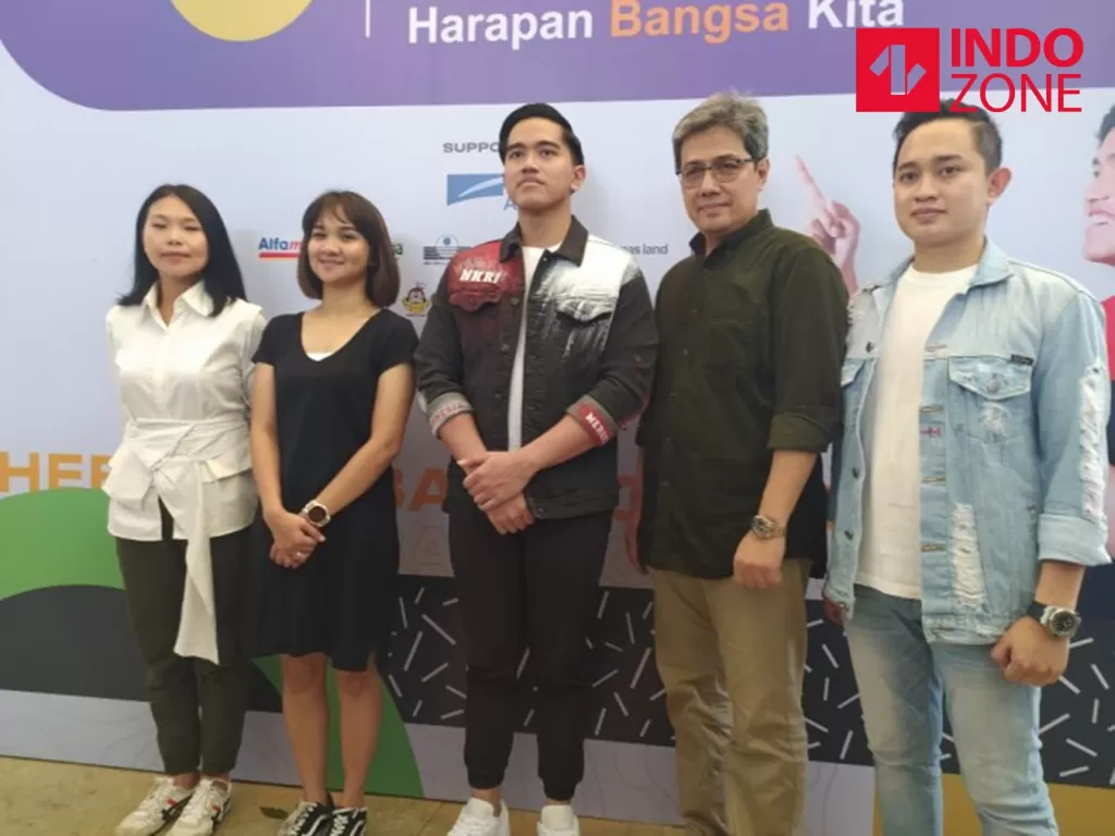 Kaesang Pangarep saat membuka acara Hebat Urban Community di The Breeze, BSD City, Tangerang. (INDOZONE/Wilfridus Kolo)