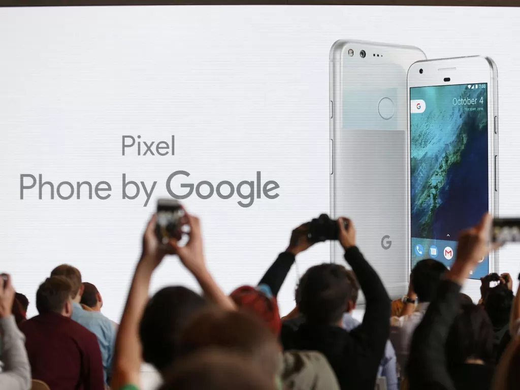 Peluncuran Google Pixel generasi pertama (photo/REUTERS/Beck Diefenbach)