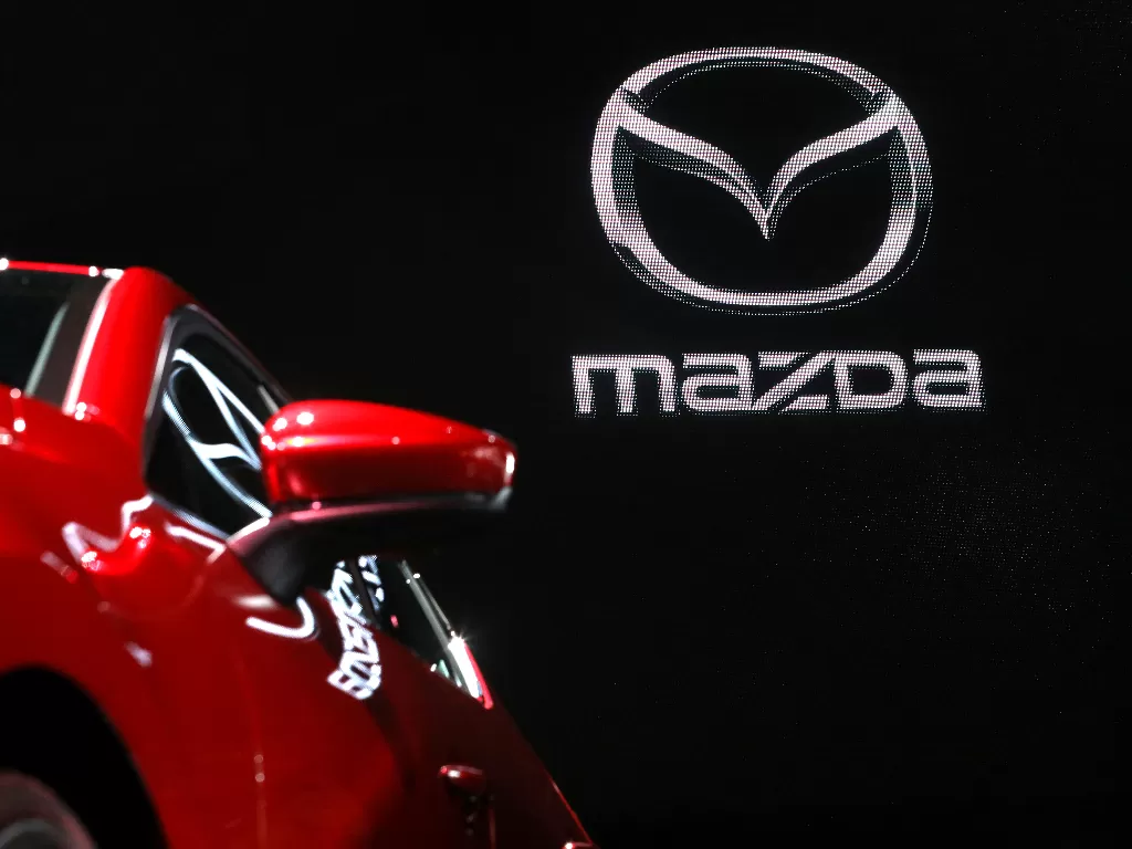 Mazda Logo. (REUTERS/Brendan McDermid)