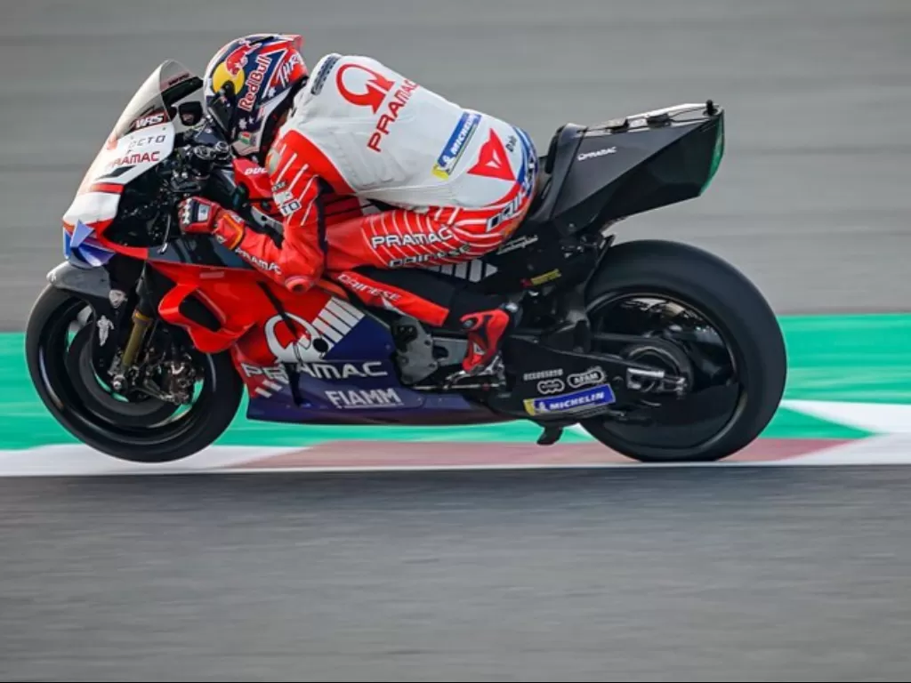 Jack Miller ketika menjajal motor balap milik Ducati. (Instagram/@jackmilleraus)