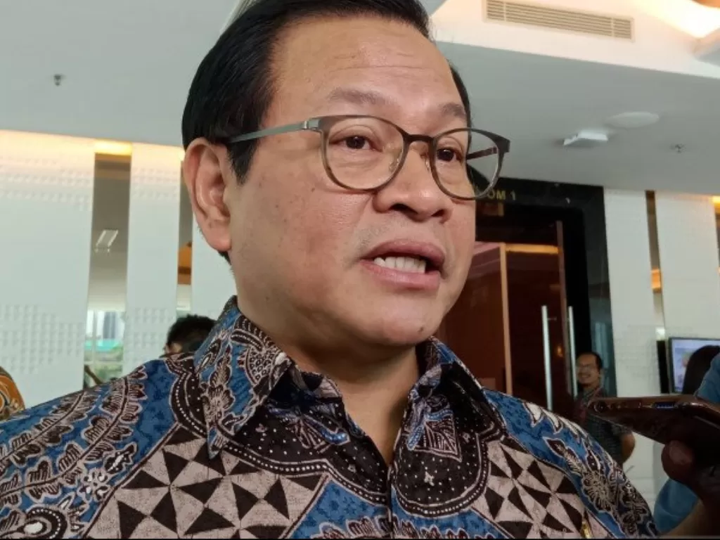  Sekretaris Kabinet Pramono Anung ditemui usai menghadiri sebuah acara di Hotel J.S Luwansa, Jakarta, Rabu (4/3/2020) (ANTARA/Fathur Rochman) 