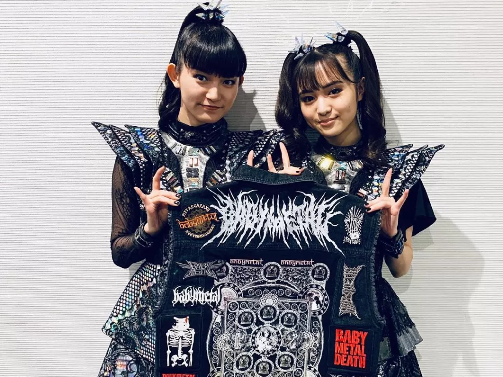 Baby Metal juga terpaksa menunda konser tur mereka di Jakarta terkait penyebaran virus corona (Instagram/@babymetal_official)