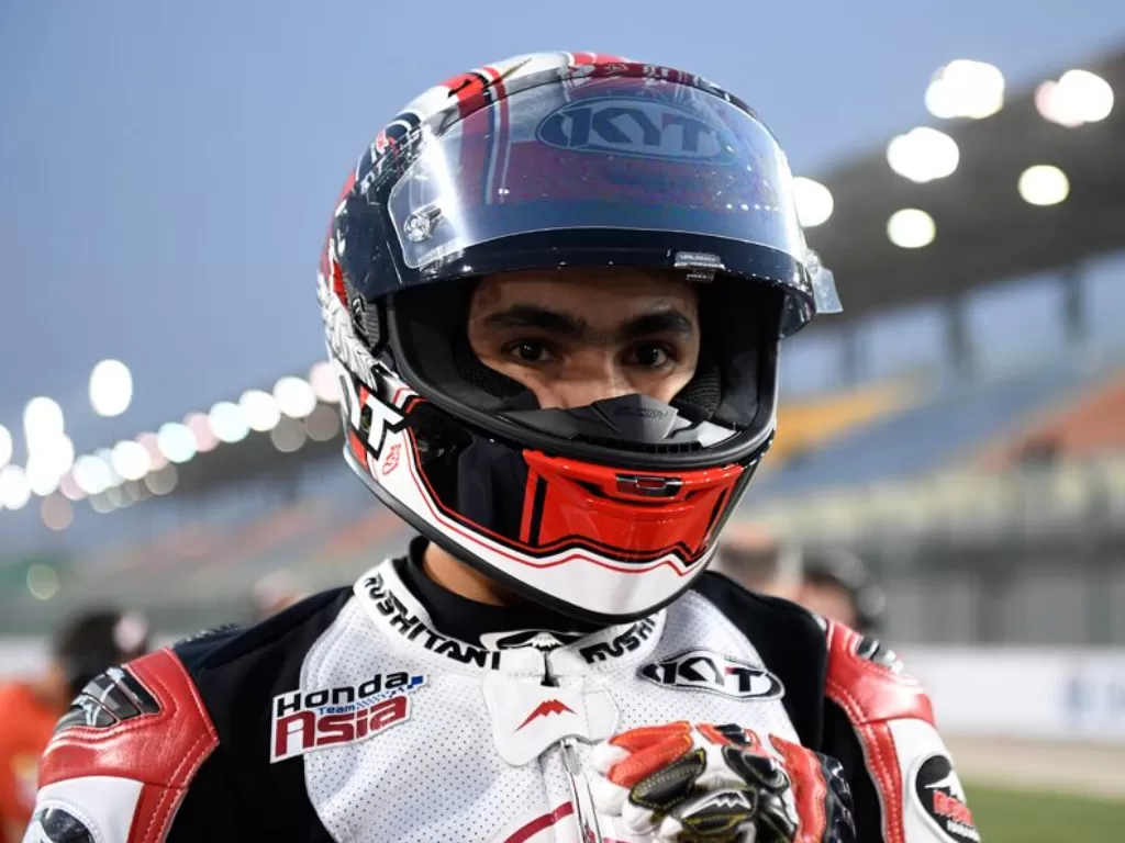 Pembalap Indonesia, Andi Gilang, sukses menyelesaikan balapan pertamanya di ajang Moto2 yang berlangsung di Sirkuit Losail, Qatar, akhir pekan kemarin. (Dok. Global Honda)