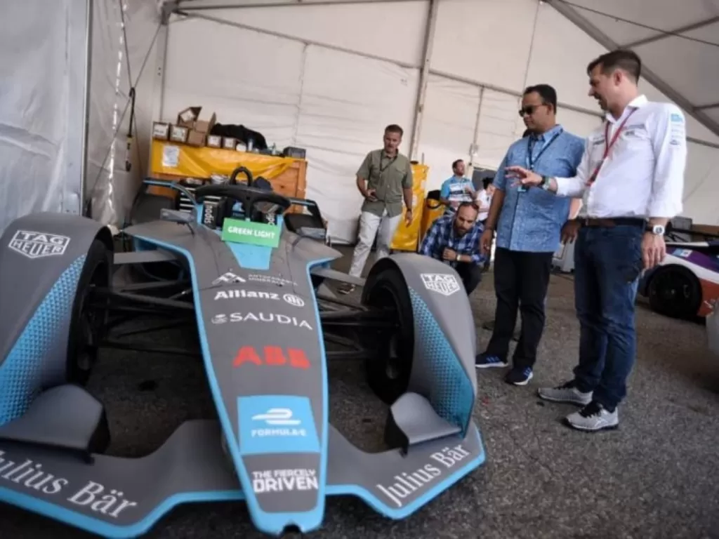 Gubernur DKI Jakarta, Anies Baswedan melihat balap Formula E di Brooklyn, New York (Instagram/@aniesbaswedan)