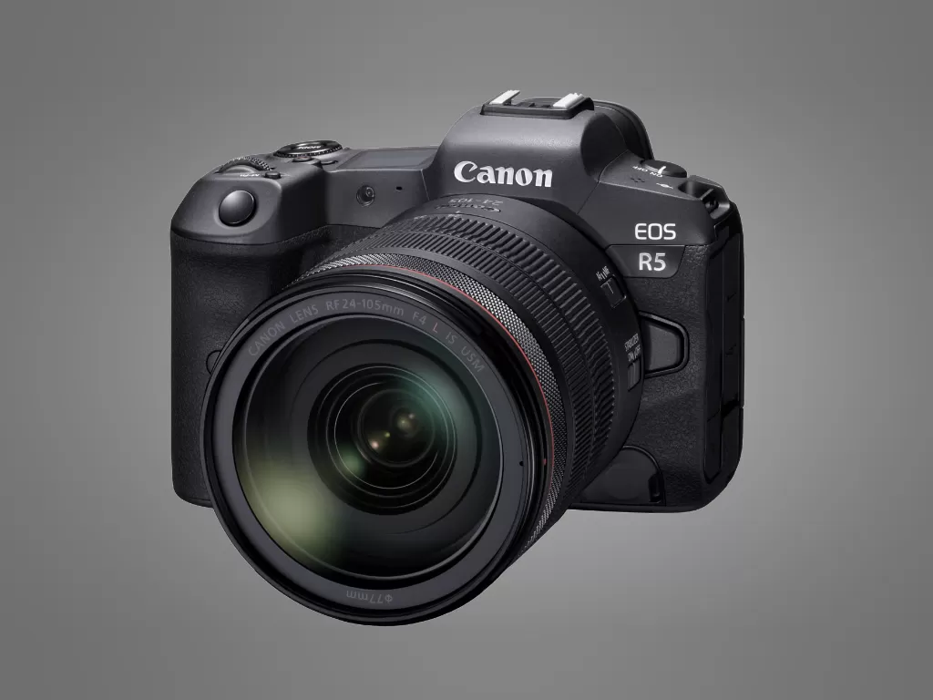 Canon EOS R5 (photo/Canon)