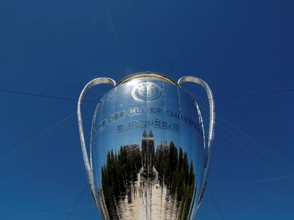 Nasib kompetisi Liga Champions akan segera ditentukan UEFA dalam rapat dengan stakeholder sepak bola di Eropa. (REUTERS/Susana Vera)