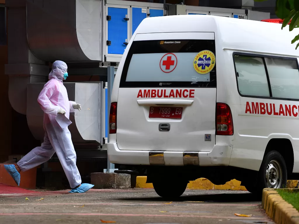 Ilustrasi ambulance pembawa jenazah. (ANTARA FOTO/Sigid Kurniawan)