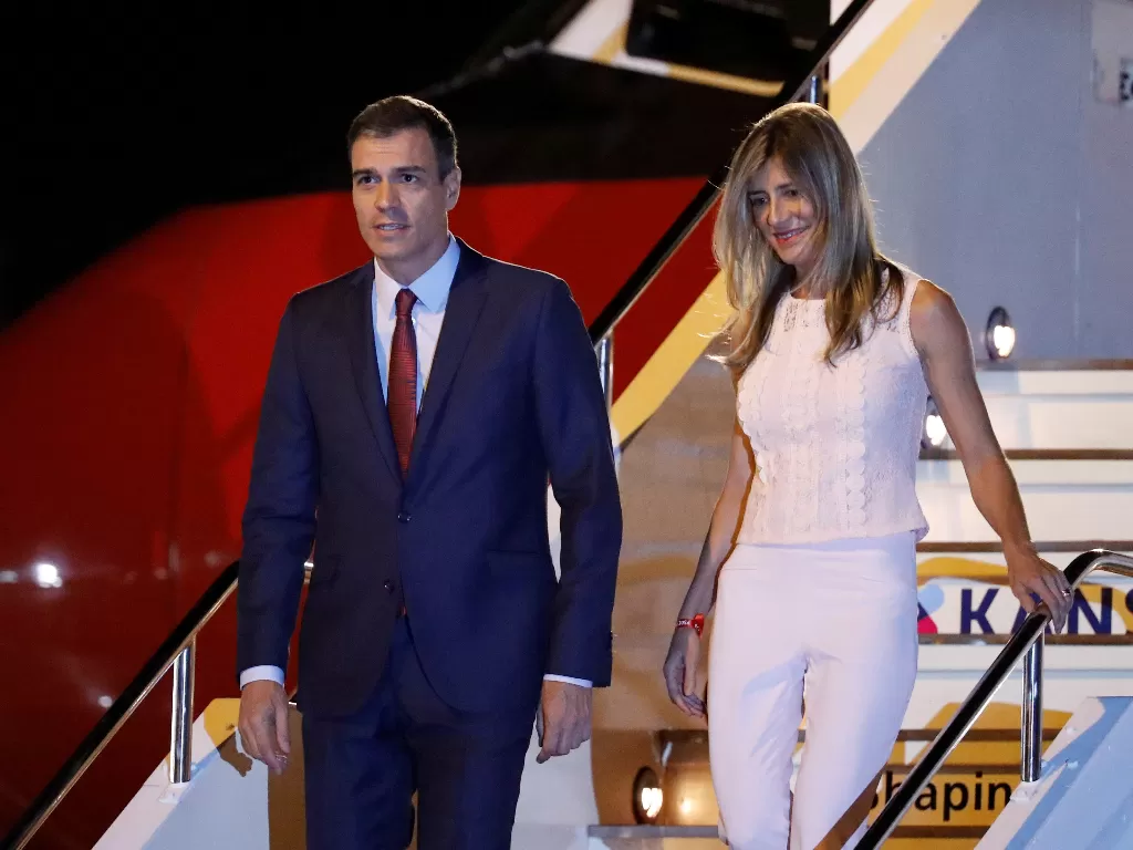 Perdana Menteri Spanyol, Pedro Sanches dan sang istri, Begona Gomez (REUTERS/Jorge Silva)