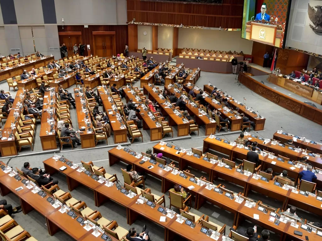  Suasana Rapat Paripurna ke-11 DPR masa persidangan II tahun 2019–2020 di Kompleks Parlemen, Senayan, Jakarta. (ANTARA FOTO/M Risyal Hidayat)