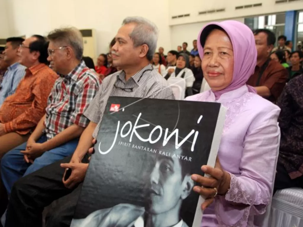 Ibunda Presiden Jokowi, Sujiatmi Notomiatdjo (ANTARA/Dhoni Setiawan)