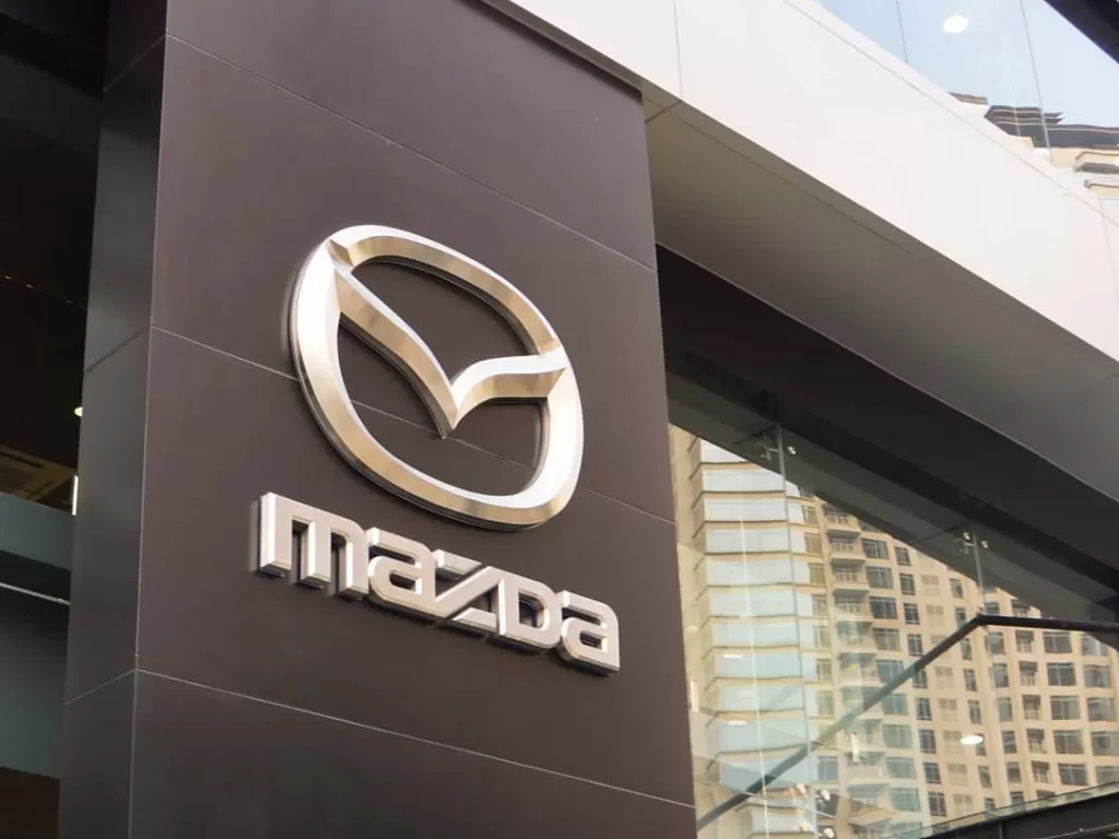 Logo pabrikan Mazda. (Instagram/@mazdaid)
