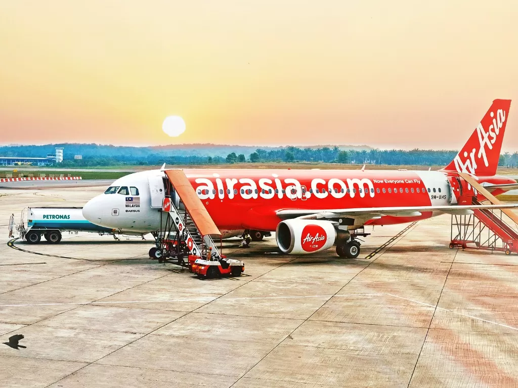 Ilustrasi pesawat AirAsia. (photo/Ilustrasi/Pixabay)