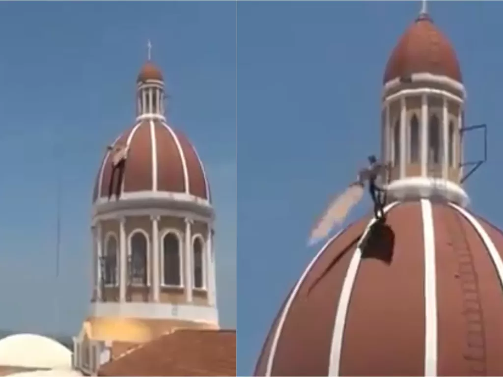 Unggahan disebut burung gergasi berbentuk manusia di Vatikan (Screenshot Twitter)