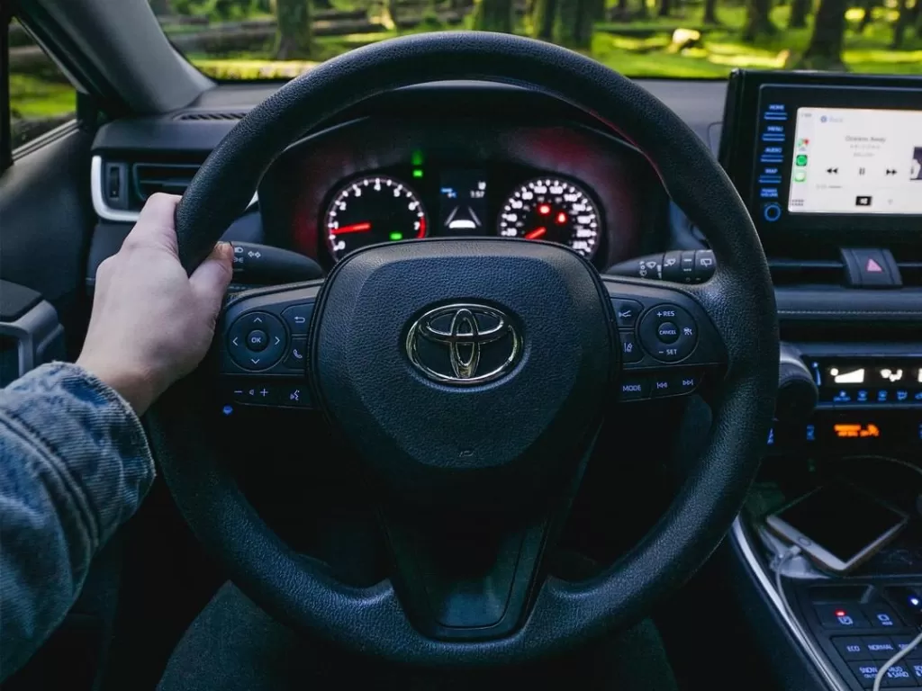 Tampilan kabin mobil Toyota. (Instagram/@toyota)