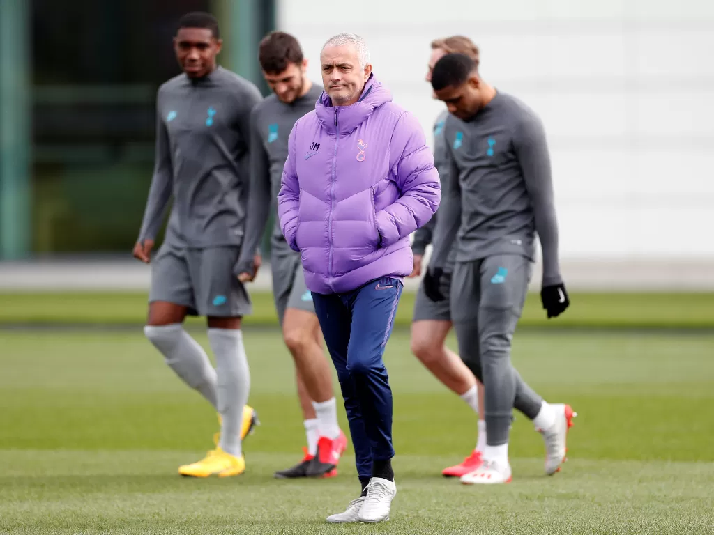 Pelatih Tottenham Hotspur, Jose Mourinho. (REUTERS/Matthew Childs)
