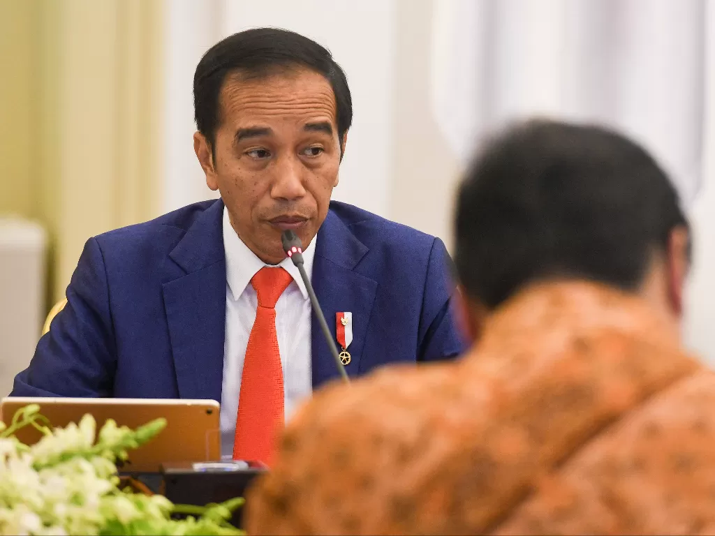 Presiden Jokowi Gelar Rapat Terbatas (Foto: ANTARA/Hafidz Mubarak A)