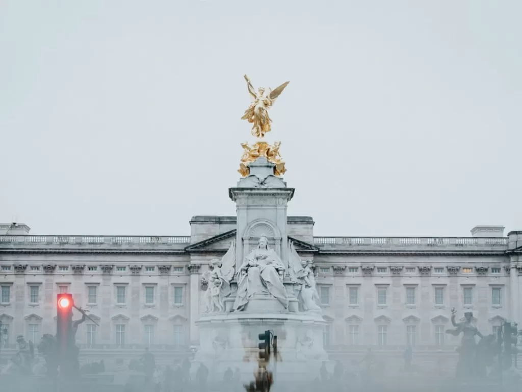 Ilustrasi Istana Buckingham (Unsplash/Lea Fabienne).