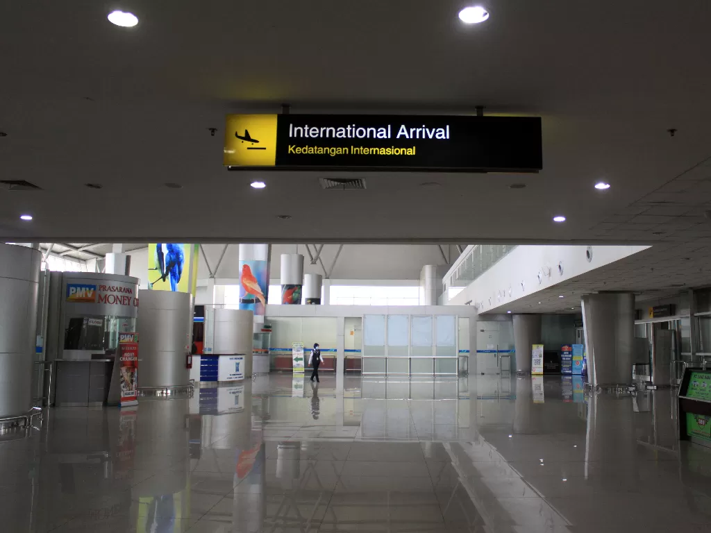Area i kedatangan internasional Terminal 2 Bandara Internasional Juanda Sidoarjo, Jawa Timur (ANTARA FOTO/Umarul Faruq)