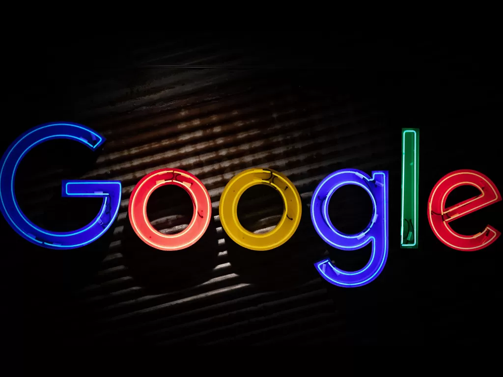 Logo perusahaan Google (photo/Unsplash/Mitchell Luo)