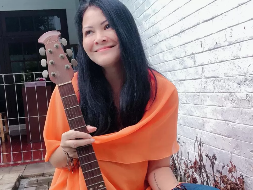 Melanie Subono aransemen lagu 'Indonesia Jaya' tema persatuan dan nasionalisme. (Instagram/@melaniesubono)