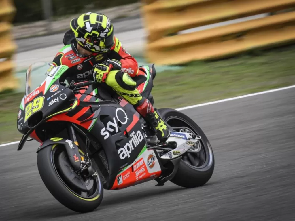Pembalap Aprilia Gresini Racing, Andrea Iannone, dijatuhi hukuman larangan balapan selama 18 bulan akibat kasus doping. (Dok. MotoGP)