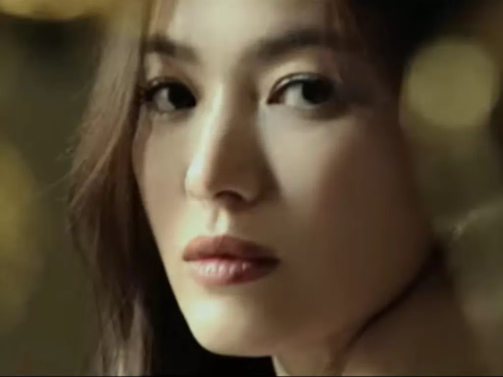 Song Hye Kyo (YouTube/BottegaVeneta)