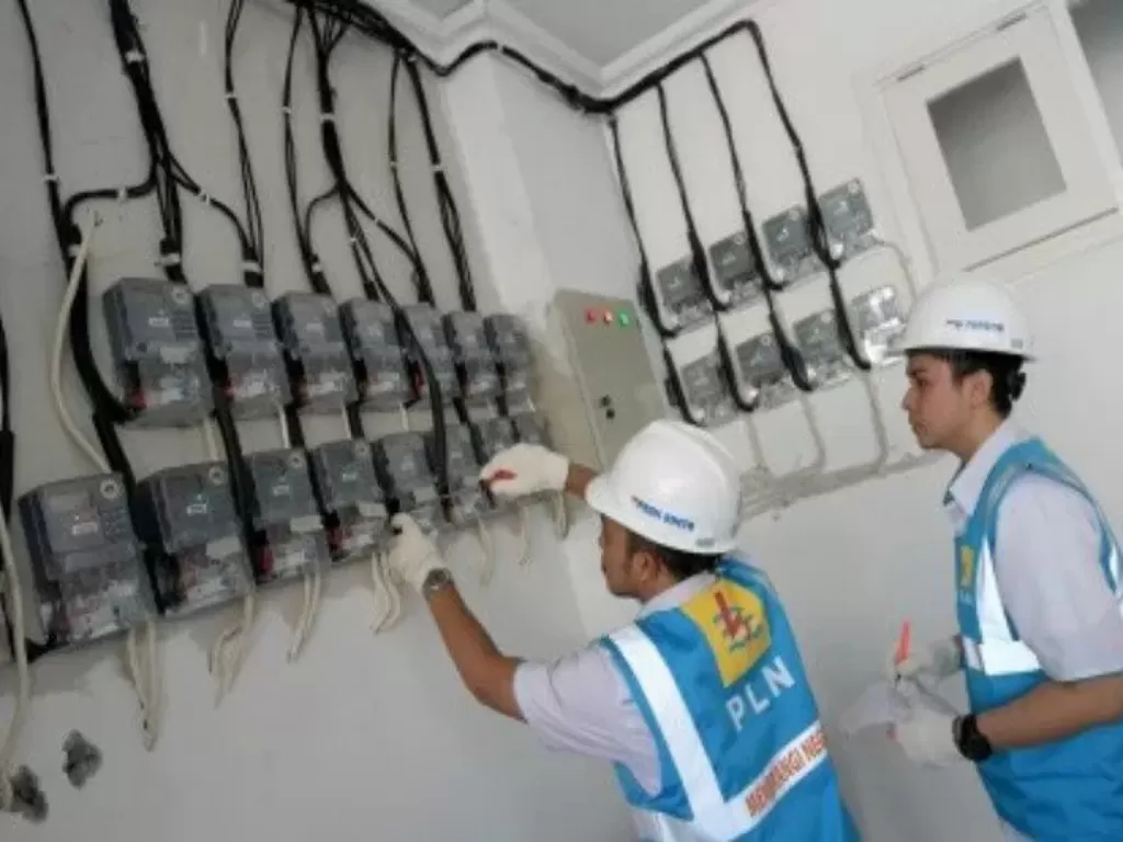 Ilustrasi: PLN mendukung penuh kebijakan pembebasan pembayaran listrik bagi pelanggan dengan daya 450 Volt Ampere (VA) dan diskon 50 persen untuk daya 900 VA bersubsidi selama tiga bulan yakni April, Mei, dan Juni 2020. (ANTARA/HO-PLN)