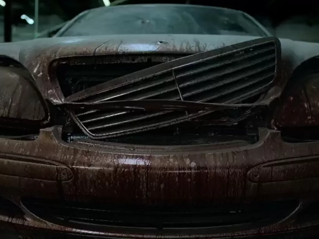 Ilustrasi mobil Mercy yang sebbakan kecelakaan. (IMDB).