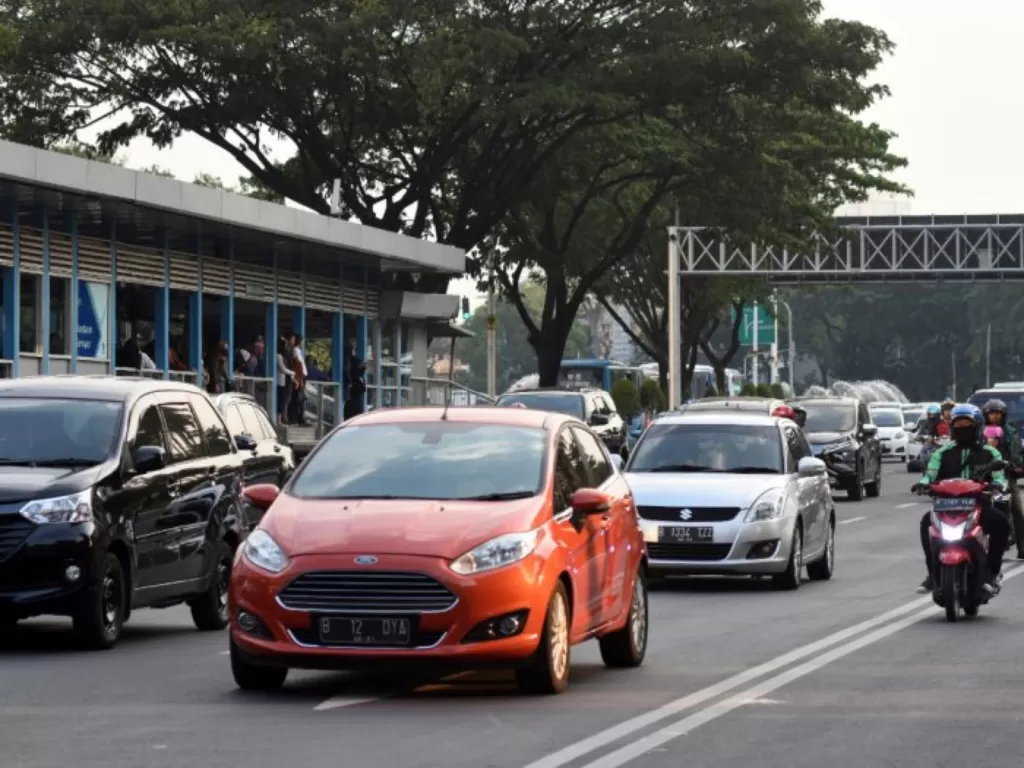 Ilustrasi pembatasan kendaraan pribadi (ANTARA FOTO/Indrianto Eko Suwarso).