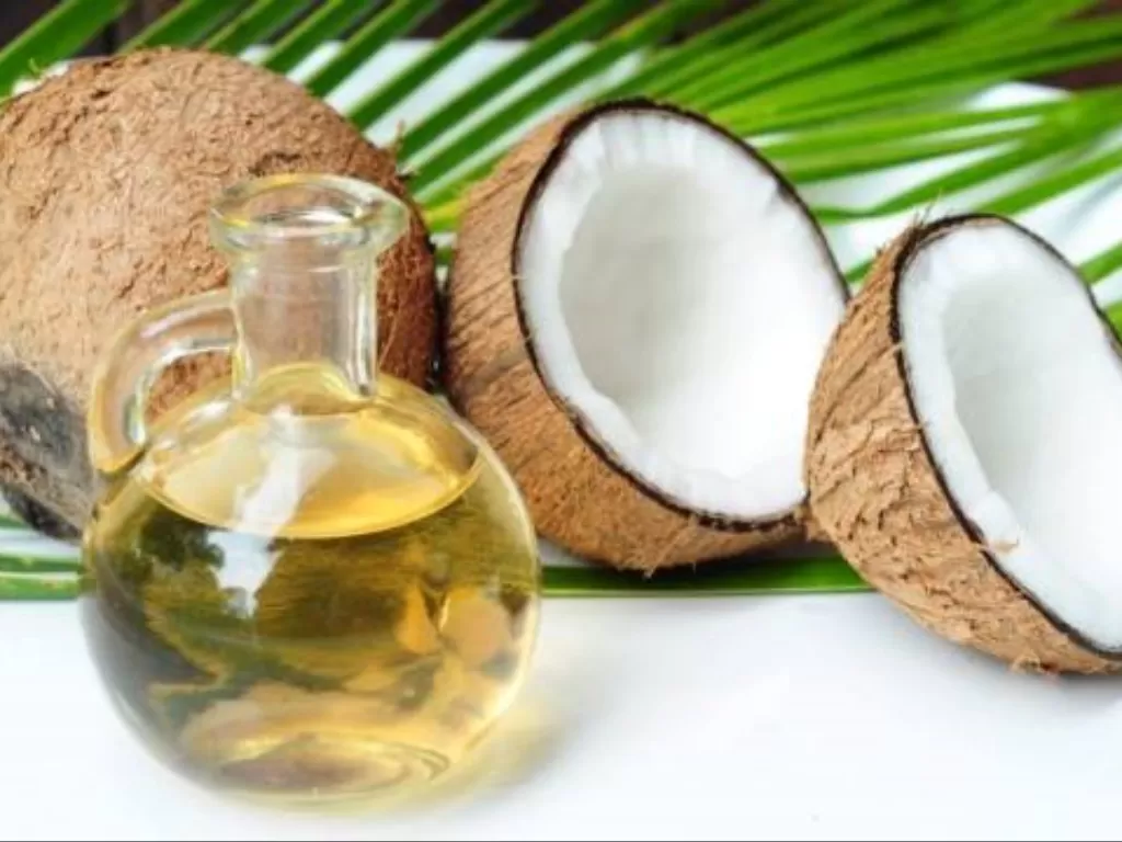 Minyak kelapa untuk kesehatan dan kecantikan (thenigerianvoice.com)