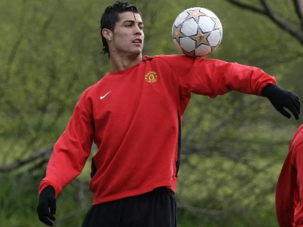 Cristiano Ronaldo ketika masih berseragam Manchester United. (REUTERS/Phil Noble)
