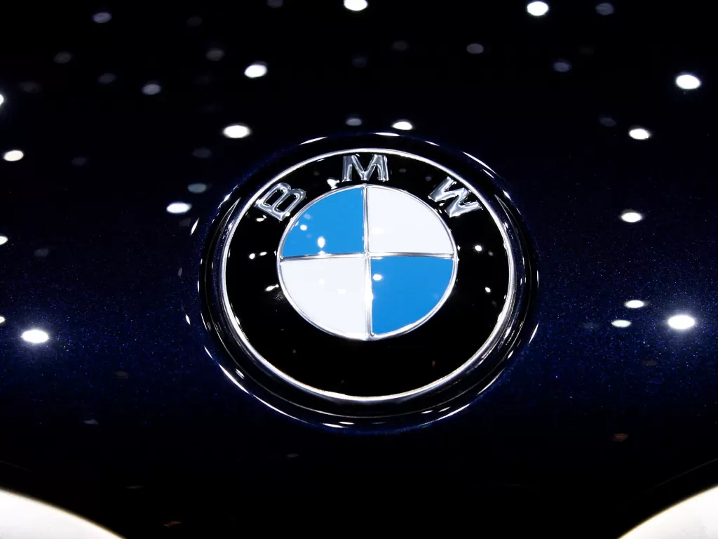 Logo BMW (photo/REUTERS/Denis Balibouse)