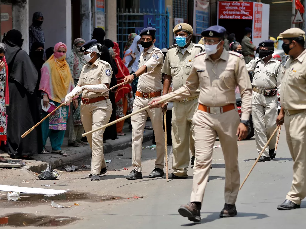 Ilustrasi petugas kepolisian di India. (REUTERS/Amit Dave)